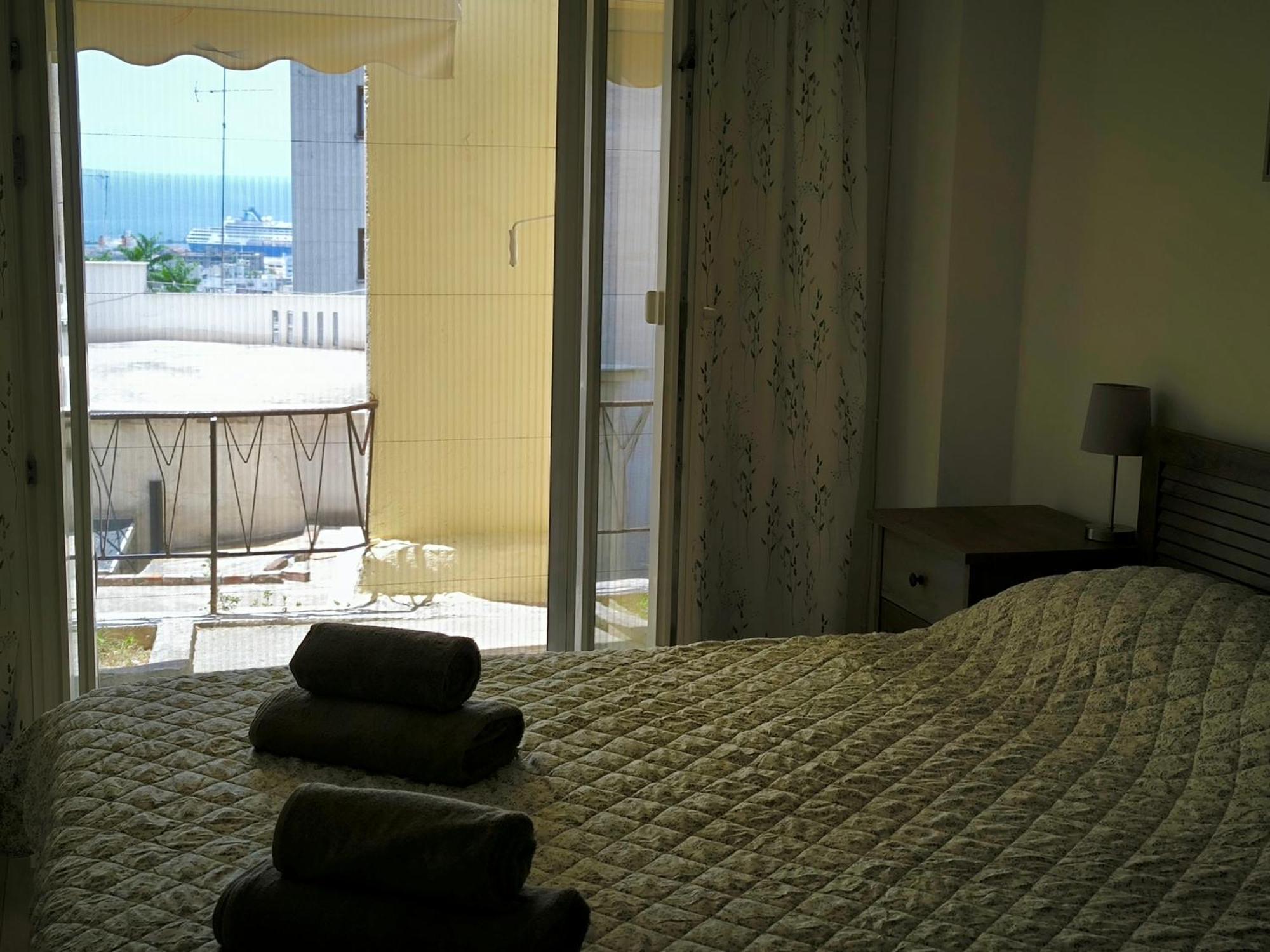 Port View, Veranda, 80 Sqm, Spacious Place For 6 Tesalónica Exterior foto